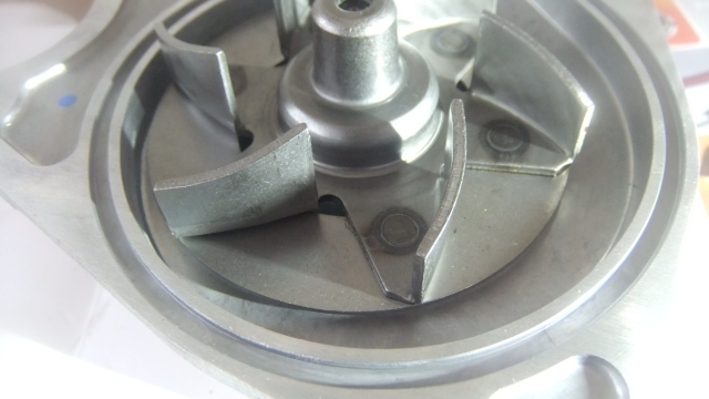 1300A102   WATER PUMP SHOGUN 3.2 2013 - 2017 200HP MODEL NEW OEM  COMMON RAIL MODEL  2